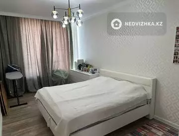 4-комнатная квартира, этаж 7 из 10, 138 м²