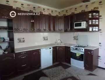 6-комнатный дом, 9 соток, 215 м²