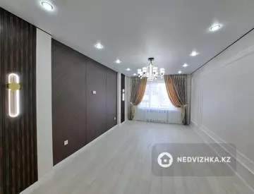2-комнатная квартира, этаж 1 из 14, 64 м²