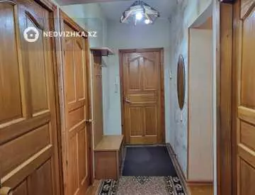 3-комнатная квартира, этаж 3 из 5, 70 м²