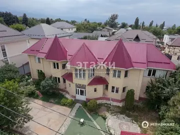 7-комнатный дом, 6.2 соток, 265 м²