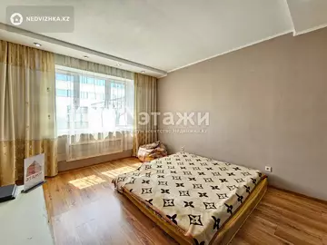 3-комнатная квартира, этаж 9 из 9, 108 м²