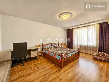 3-комнатная квартира, этаж 9 из 9, 108 м²