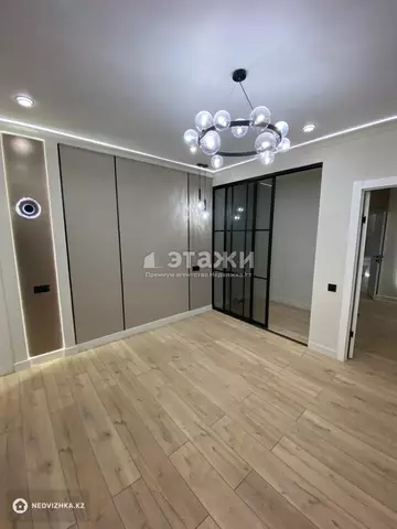 3-комнатная квартира, этаж 9 из 15, 92 м²