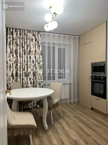 3-комнатная квартира, этаж 1 из 5, 77 м²