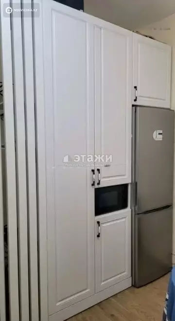 2-комнатная квартира, этаж 4 из 24, 52 м²