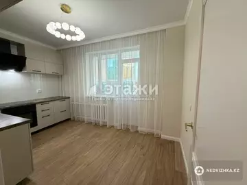 1-комнатная квартира, этаж 12 из 12, 42 м²