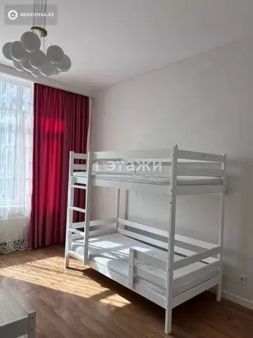 3-комнатная квартира, этаж 7 из 17, 105 м²