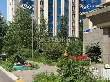 2-комнатная квартира, этаж 11 из 19, 62 м²