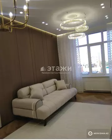3-комнатная квартира, этаж 15 из 17, 74 м²