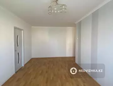 3-комнатная квартира, этаж 1 из 3, 48 м²