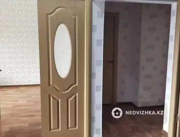 4-комнатная квартира, этаж 1 из 5, 85 м²