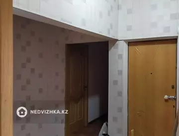 4-комнатная квартира, этаж 1 из 5, 85 м²