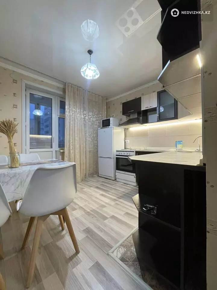 65 м², 2-комнатная квартира, этаж 9 из 14, 65 м², изображение - 1