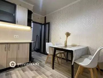 2-комнатная квартира, этаж 9 из 14, 65 м²