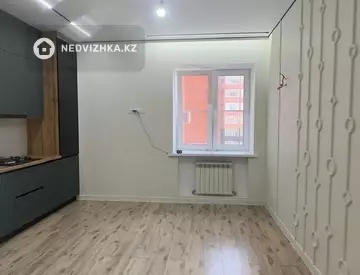 2-комнатная квартира, этаж 4 из 9, 72 м²