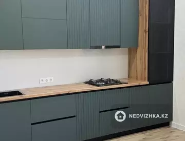 2-комнатная квартира, этаж 4 из 9, 72 м²