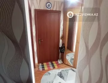 3-комнатная квартира, этаж 6 из 6, 59 м²