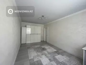 3-комнатная квартира, этаж 4 из 5, 107 м²