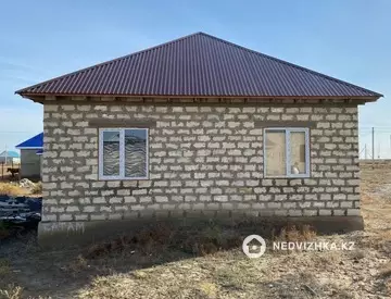 2-комнатный дом, 10 соток, 100 м²