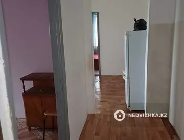 4-комнатная квартира, этаж 2 из 5, 63 м²