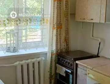 1-комнатная квартира, этаж 1 из 3, 41 м², на длительный срок