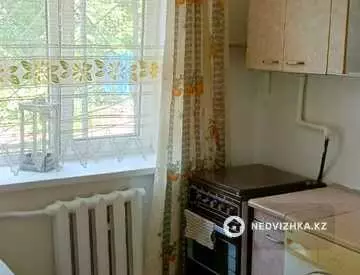 1-комнатная квартира, этаж 1 из 3, 41 м², на длительный срок