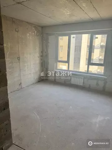 1-комнатная квартира, этаж 4 из 6, 33 м²