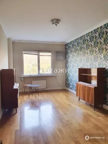 4-комнатная квартира, этаж 9 из 16, 150 м²