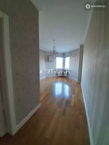 4-комнатная квартира, этаж 9 из 16, 150 м²