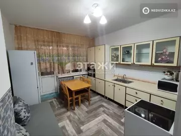 1-комнатная квартира, этаж 3 из 5, 46 м², на длительный срок