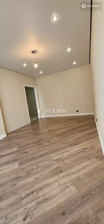 3-комнатная квартира, этаж 2 из 17, 93 м²