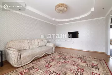 3-комнатная квартира, этаж 8 из 10, 100 м²