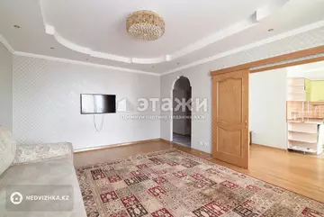3-комнатная квартира, этаж 8 из 10, 100 м²