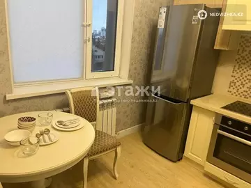 1-комнатная квартира, этаж 3 из 9, 36 м²