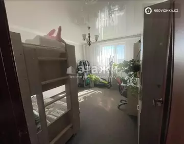 2-комнатная квартира, этаж 8 из 18, 65 м²
