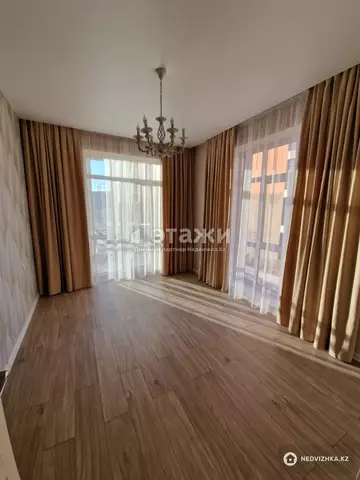 3-комнатная квартира, этаж 2 из 9, 93 м²