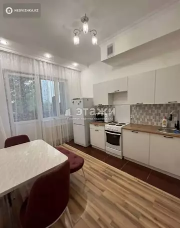 2-комнатная квартира, этаж 2 из 14, 60 м²