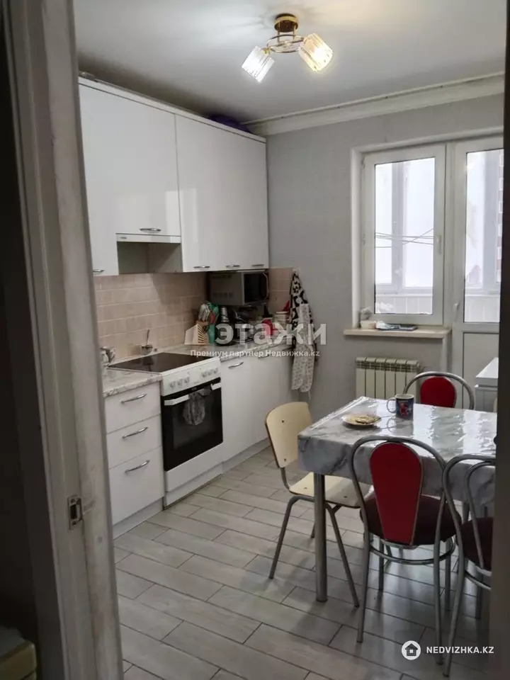 74 м², 3-комнатная квартира, этаж 2 из 14, 74 м², изображение - 1
