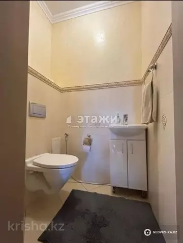 3-комнатная квартира, этаж 8 из 9, 120 м²
