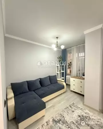2-комнатная квартира, этаж 8 из 10, 55 м²