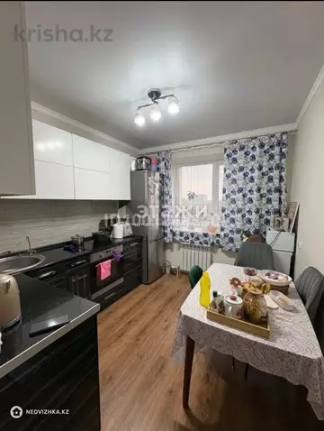 2-комнатная квартира, этаж 8 из 9, 57 м²