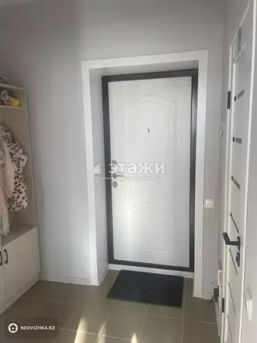 1-комнатная квартира, этаж 9 из 9, 35 м²