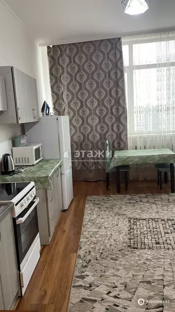 1-комнатная квартира, этаж 15 из 24, 44 м²