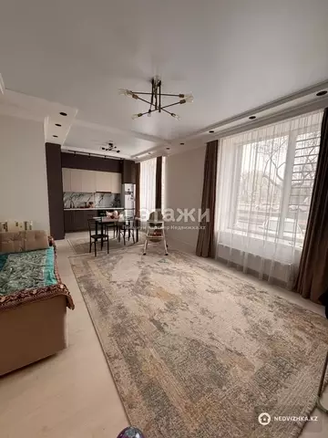 2-комнатная квартира, этаж 1 из 10, 60 м²