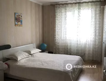3-комнатная квартира, этаж 8 из 10, 137 м²