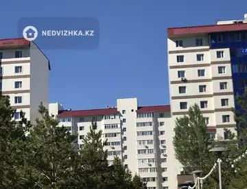 3-комнатная квартира, этаж 8 из 10, 137 м²