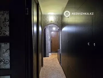 59.2 м², 3-комнатная квартира, этаж 3 из 5, 59 м², изображение - 4
