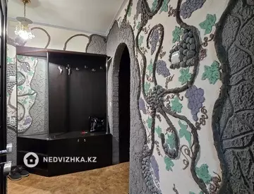 3-комнатная квартира, этаж 3 из 5, 59 м²