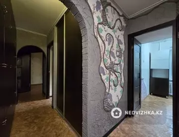 3-комнатная квартира, этаж 3 из 5, 59 м²